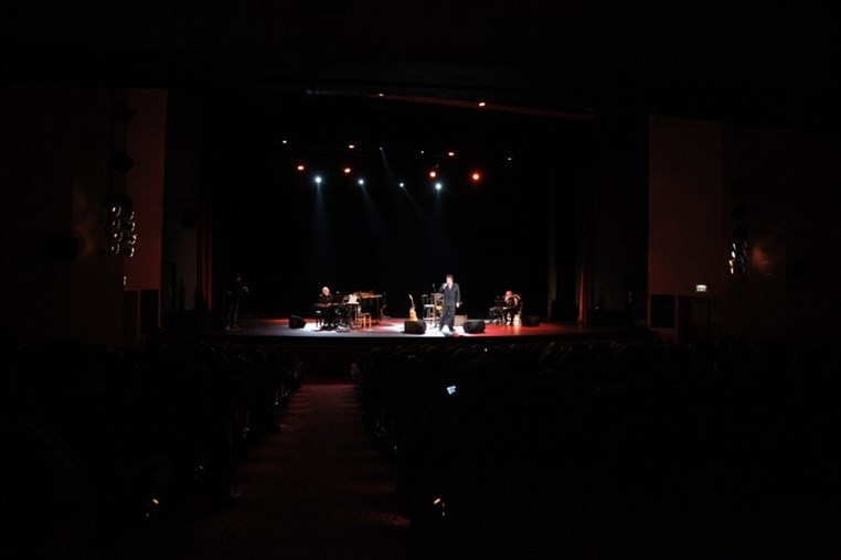 Bernard Sauvat Au Casino Du Liban